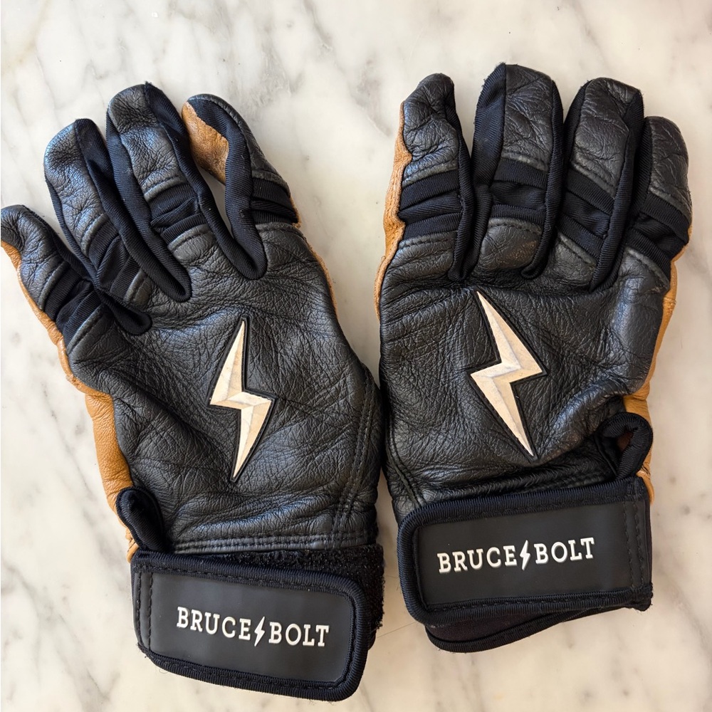 Bruce Bolt batting gloves size youth small